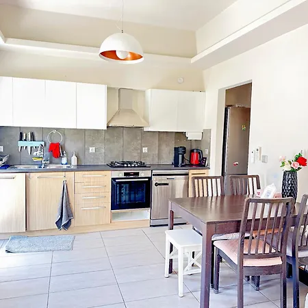 In Paleo Faliro 5 Mins To Apartment *